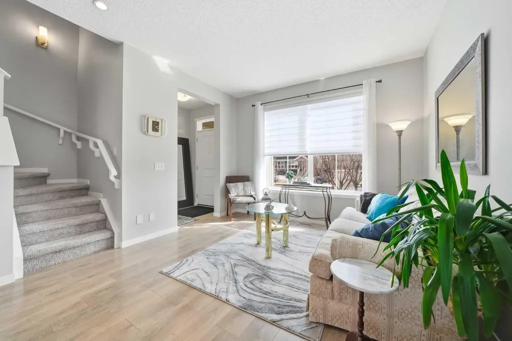 8112 Masters Boulevard SE Calgary AB T3M2L5