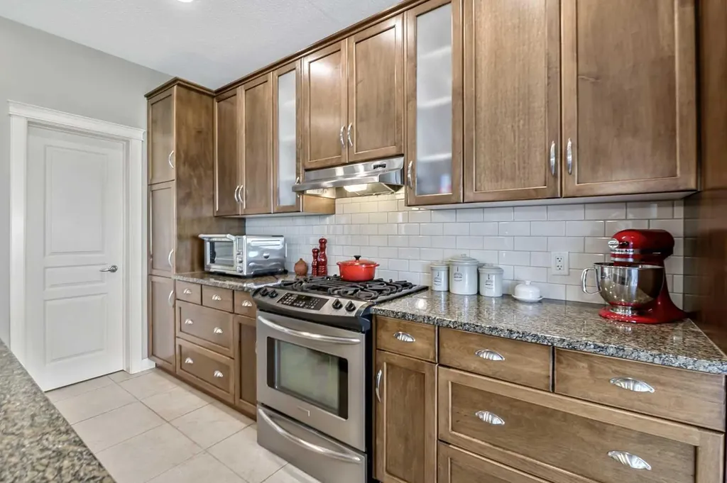 78 Cranberry Avenue SE Calgary AB T3M 0L6