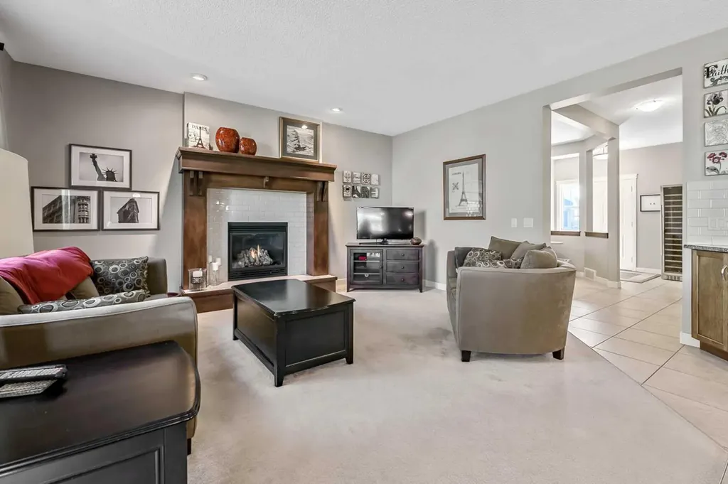 78 Cranberry Avenue SE Calgary AB T3M 0L6
