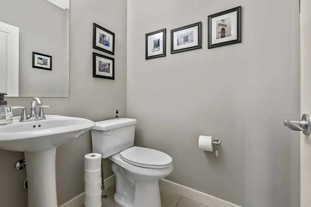 78 Cranberry Avenue SE Calgary AB T3M 0L6