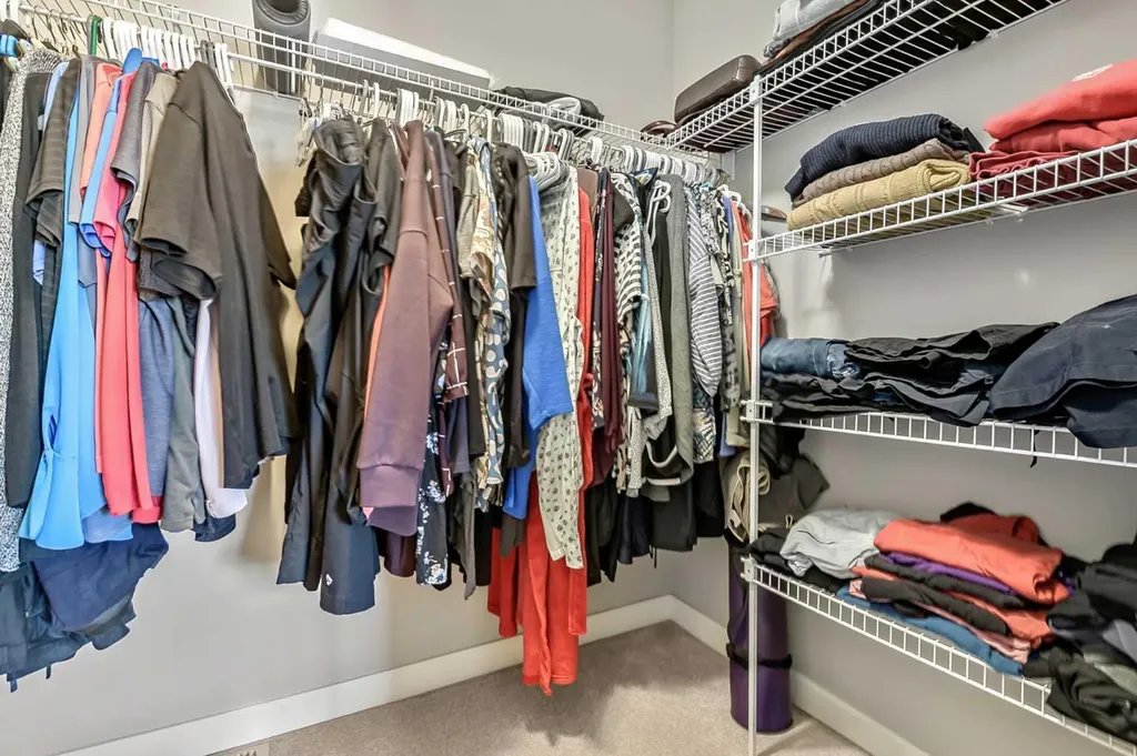 78 Cranberry Avenue SE Calgary AB T3M 0L6