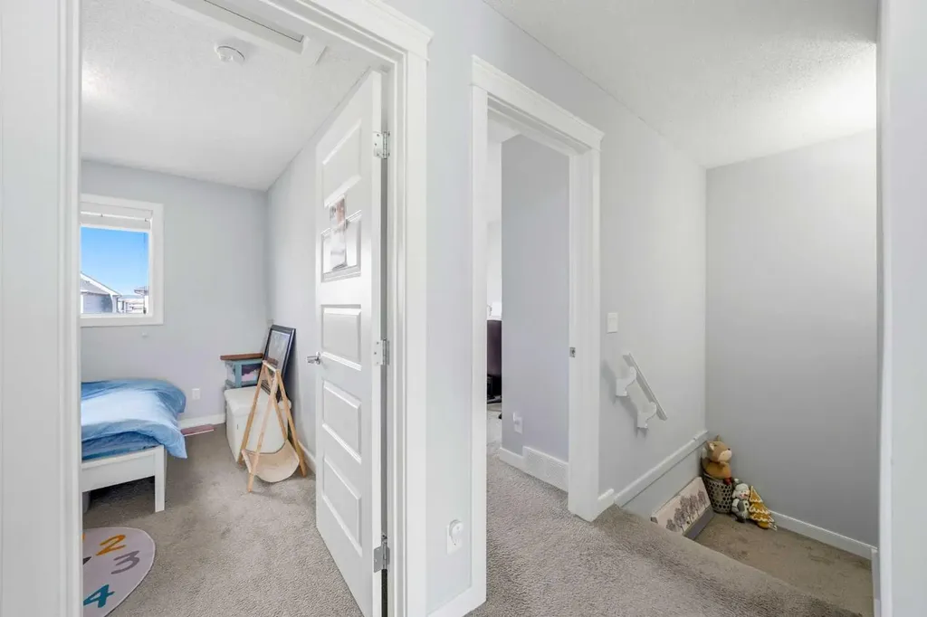 125 Evanston Hill NW Calgary AB T3P 1J7