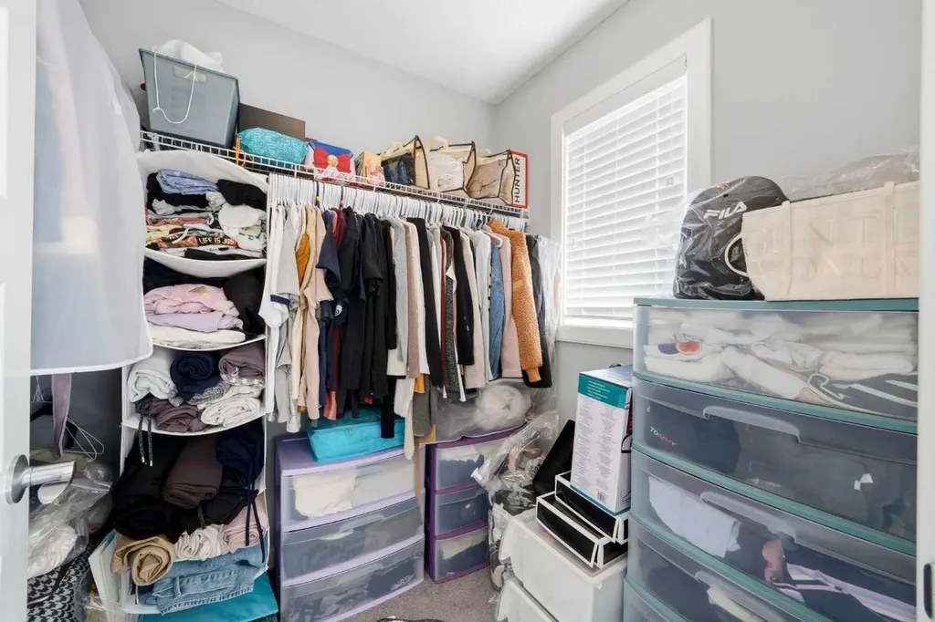 125 Evanston Hill NW Calgary AB T3P 1J7