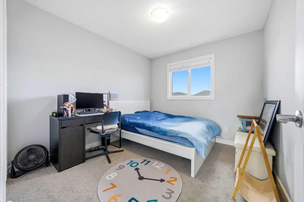 125 Evanston Hill NW Calgary AB T3P 1J7
