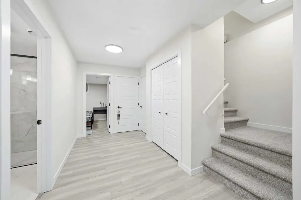 125 Evanston Hill NW Calgary AB T3P 1J7