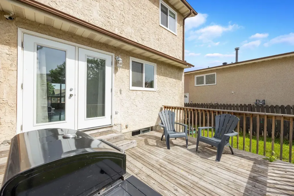 121 Erindale Road Fort Mcmurray AB T9H 4N4