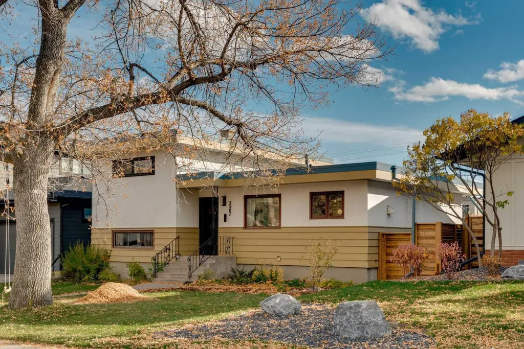 3507 35 Avenue SW Calgary AB T3E 1A2