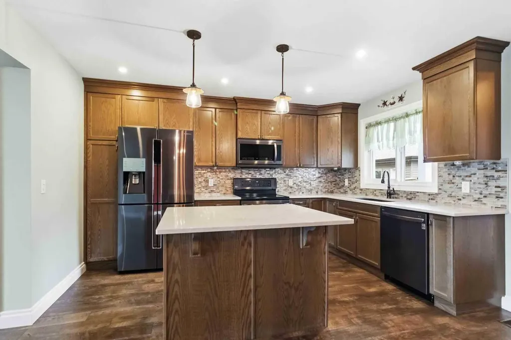 375 Prospect Drive Fort Mcmurray AB T9K 0T8