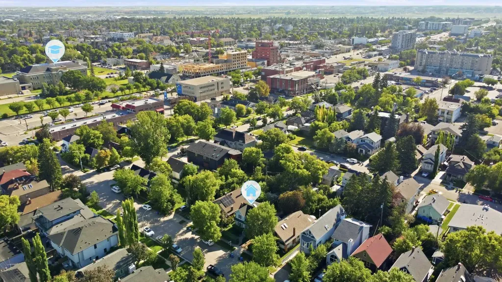 1422 2 Street NW Calgary AB T2M 2W1