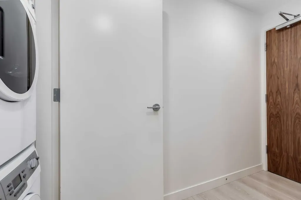 138 Waterfront Court SW Calgary AB T2P 1L1