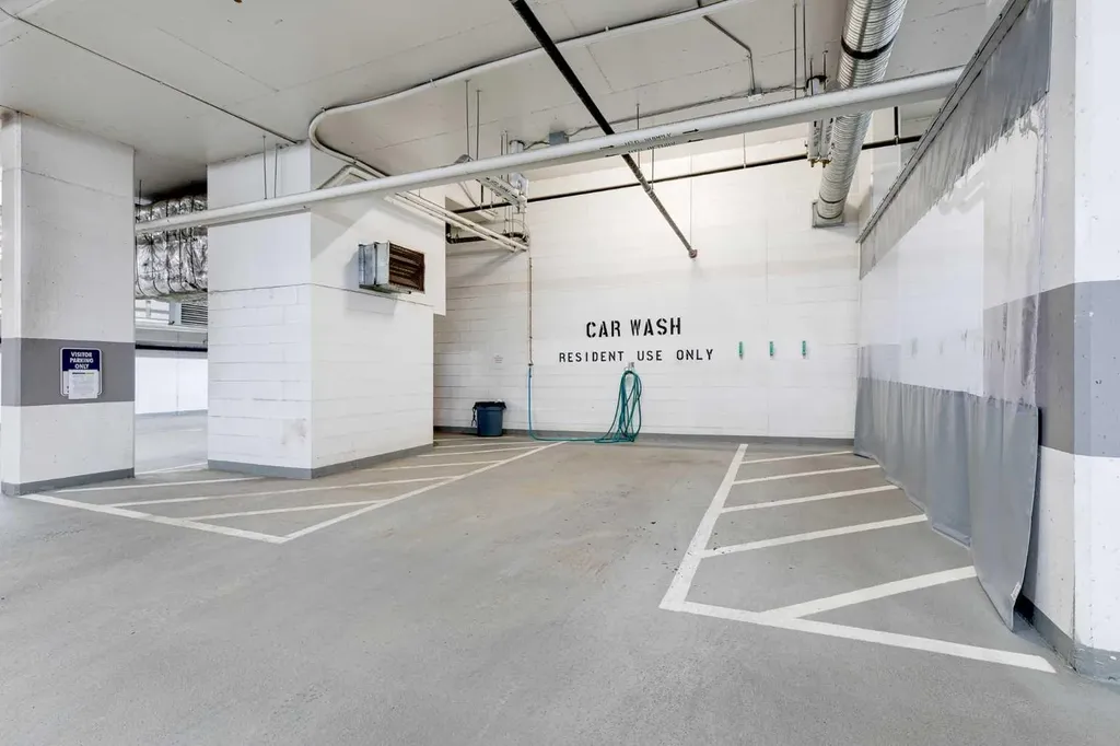 138 Waterfront Court SW Calgary AB T2P 1L1