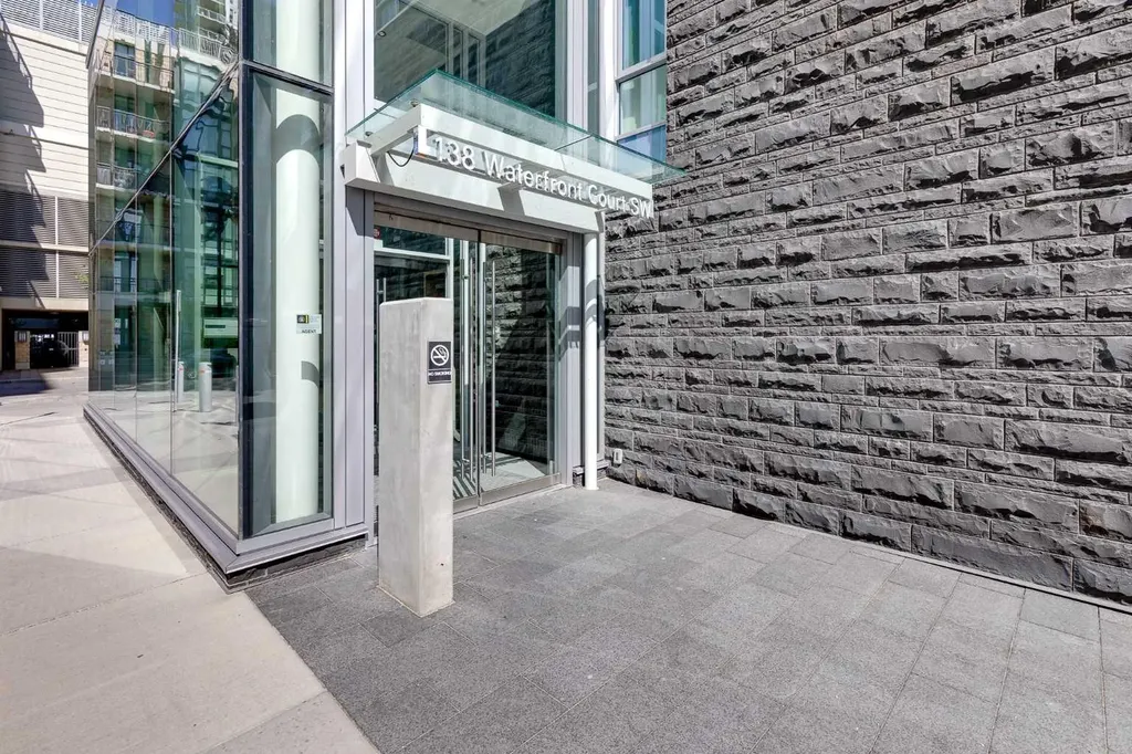 138 Waterfront Court SW Calgary AB T2P 1L1