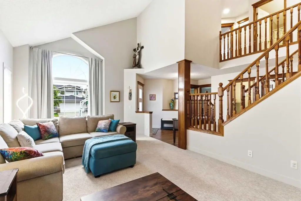 67 Douglas Shore Close SE Calgary AB T2Z 2K7