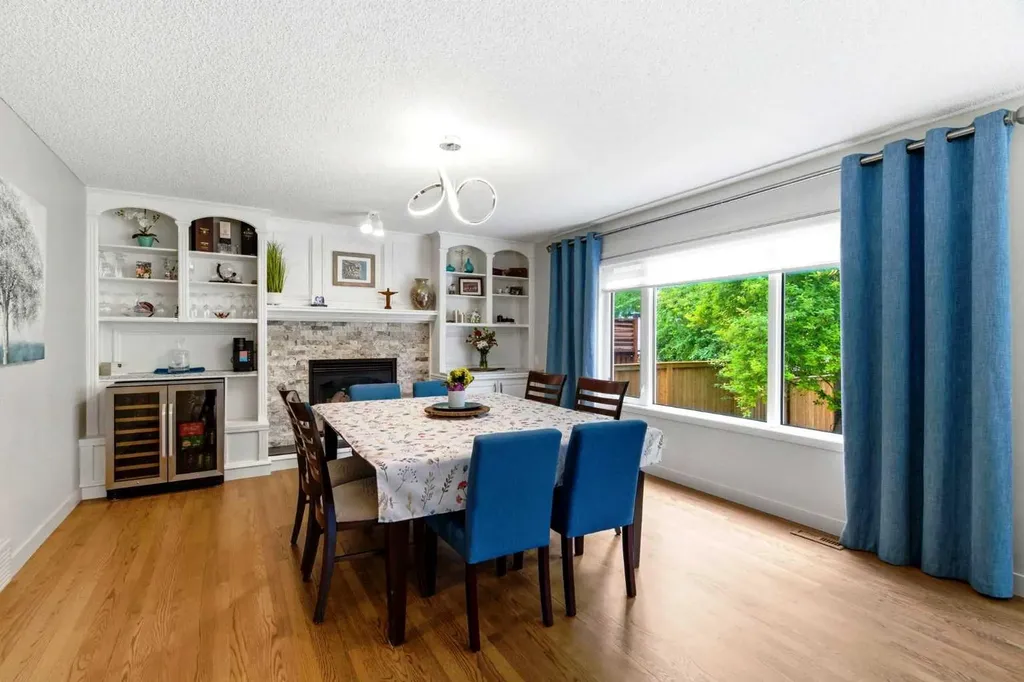 67 Douglas Shore Close SE Calgary AB T2Z 2K7