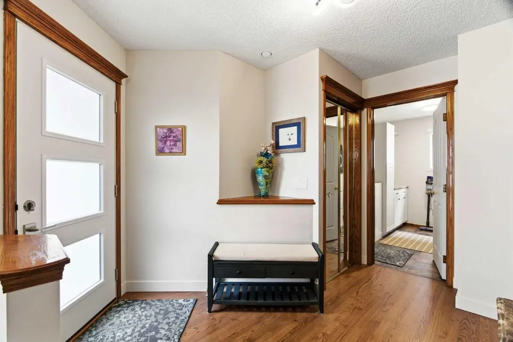 67 Douglas Shore Close SE Calgary AB T2Z 2K7