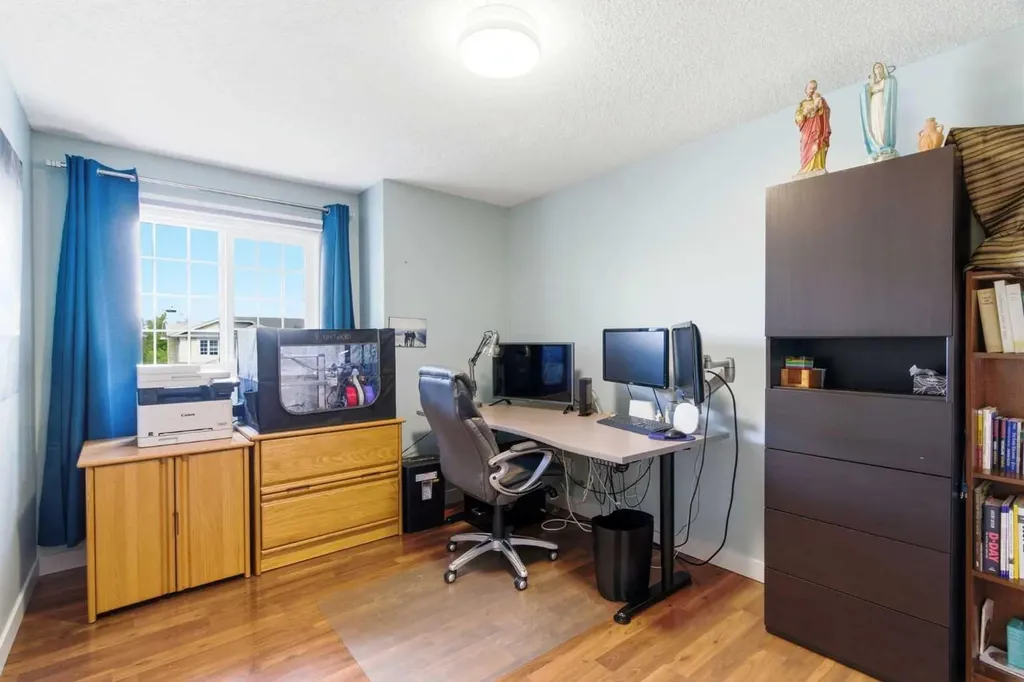 67 Douglas Shore Close SE Calgary AB T2Z 2K7