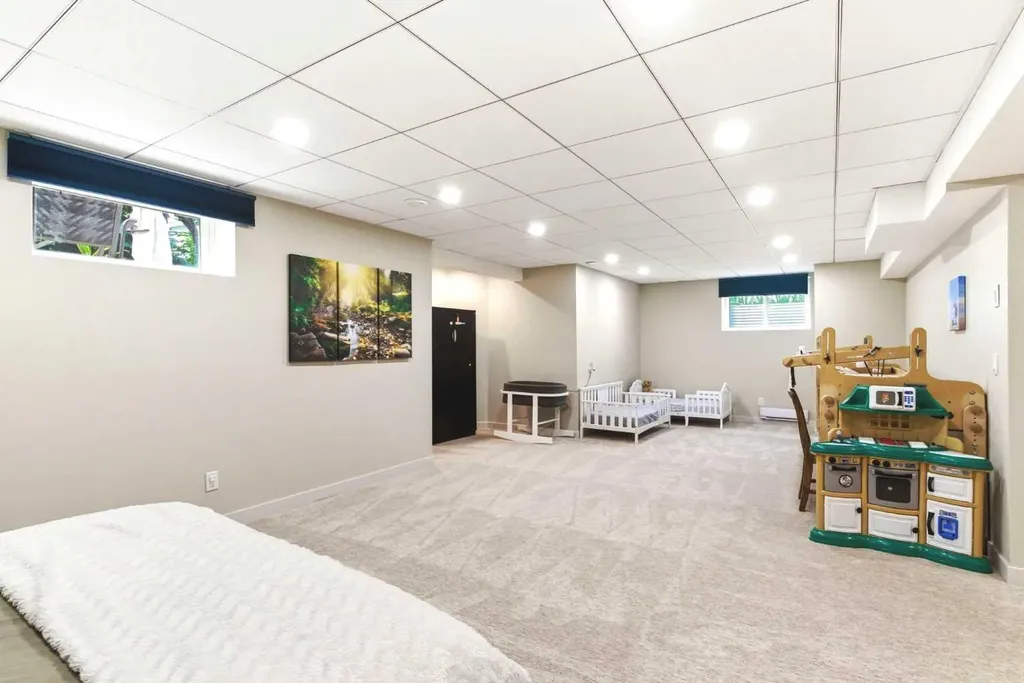 67 Douglas Shore Close SE Calgary AB T2Z 2K7