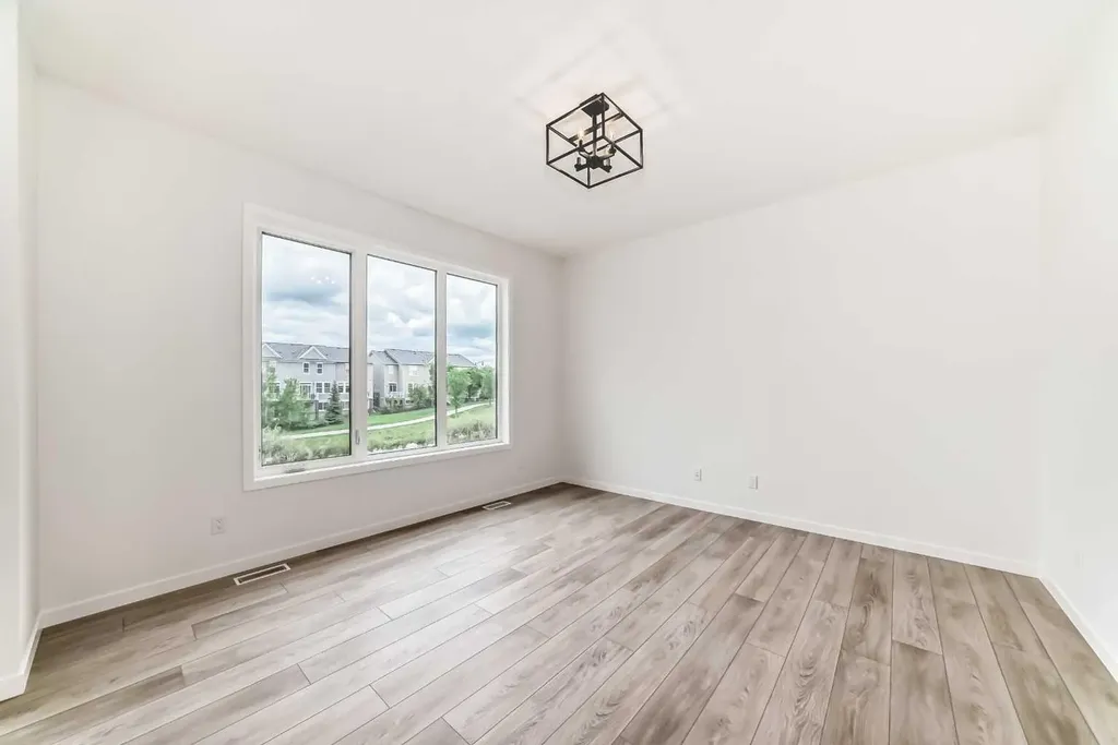 310 Montrose Crescent SE High River AB T1V 0L1