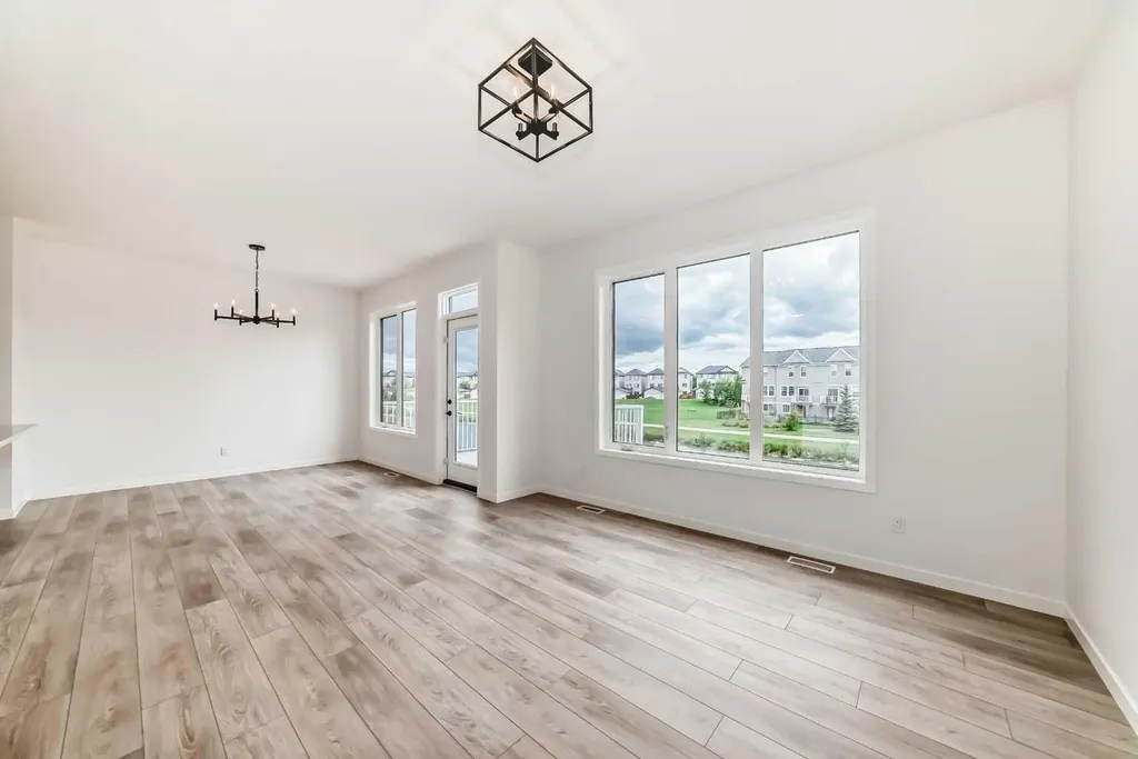 310 Montrose Crescent SE High River AB T1V 0L1