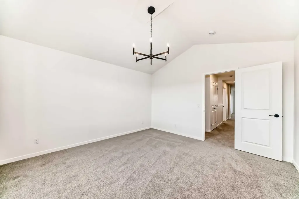 310 Montrose Crescent SE High River AB T1V 0L1