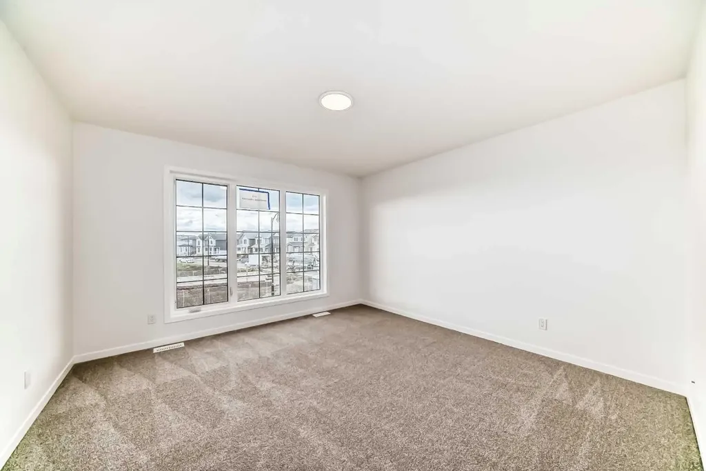 310 Montrose Crescent SE High River AB T1V 0L1