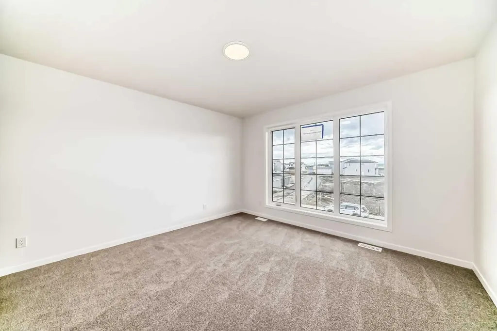 310 Montrose Crescent SE High River AB T1V 0L1