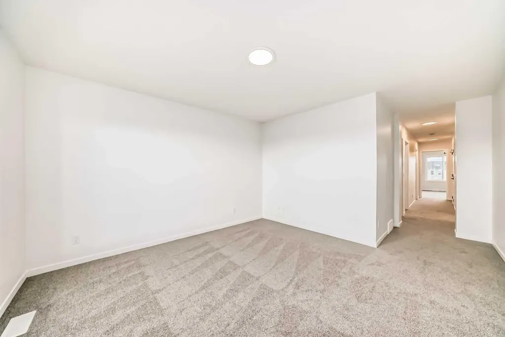310 Montrose Crescent SE High River AB T1V 0L1