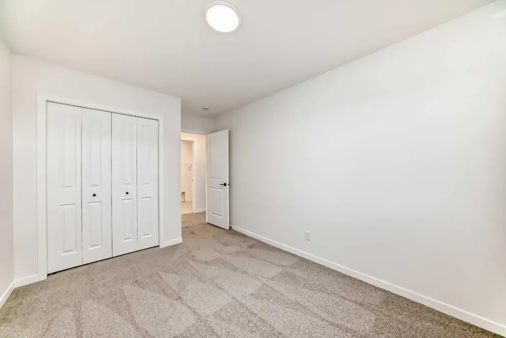 310 Montrose Crescent SE High River AB T1V 0L1