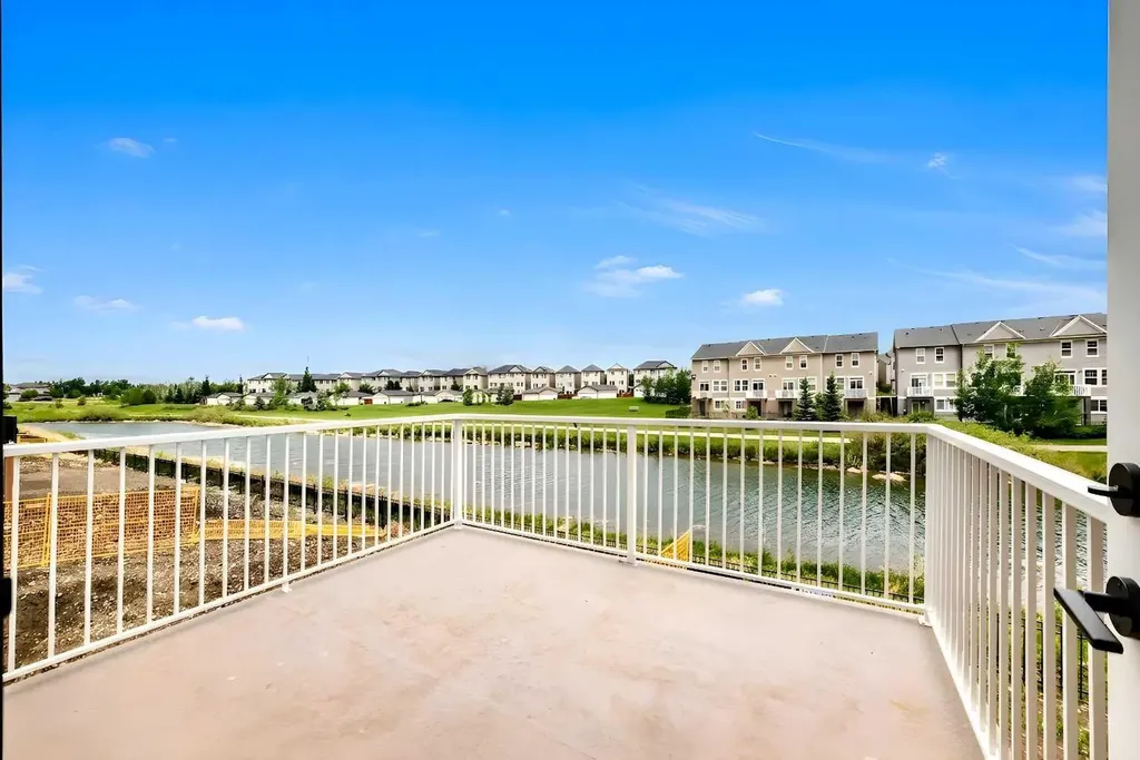 310 Montrose Crescent SE High River AB T1V 0L1