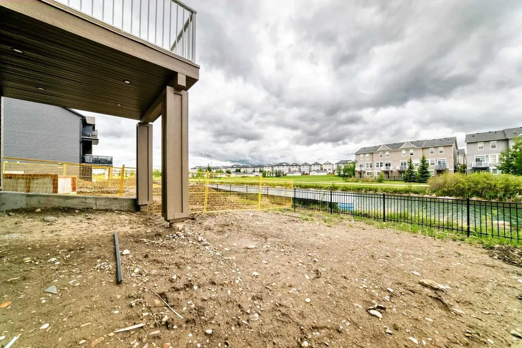 310 Montrose Crescent SE High River AB T1V 0L1