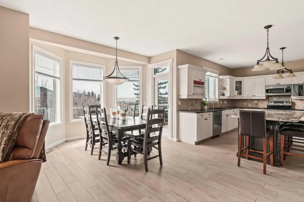 70 Patterson Close SW Calgary AB T3H 3K2
