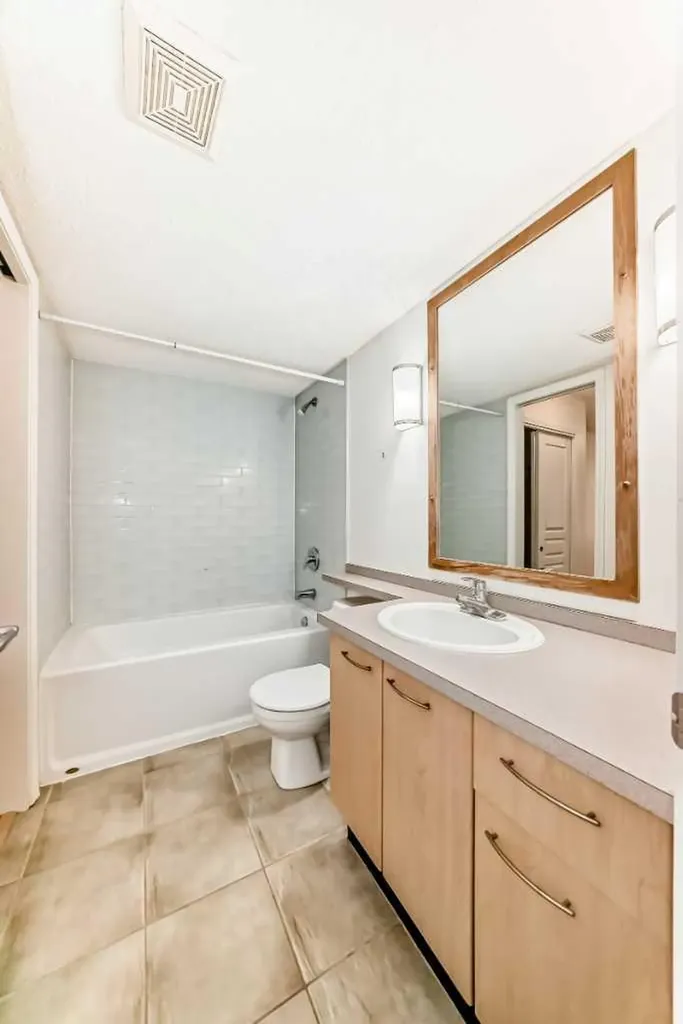 5115 Richard Road SW Calgary AB T3E 7M7