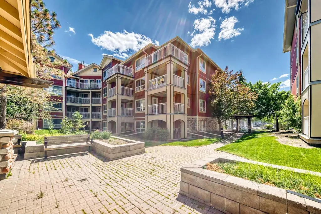 5115 Richard Road SW Calgary AB T3E 7M7