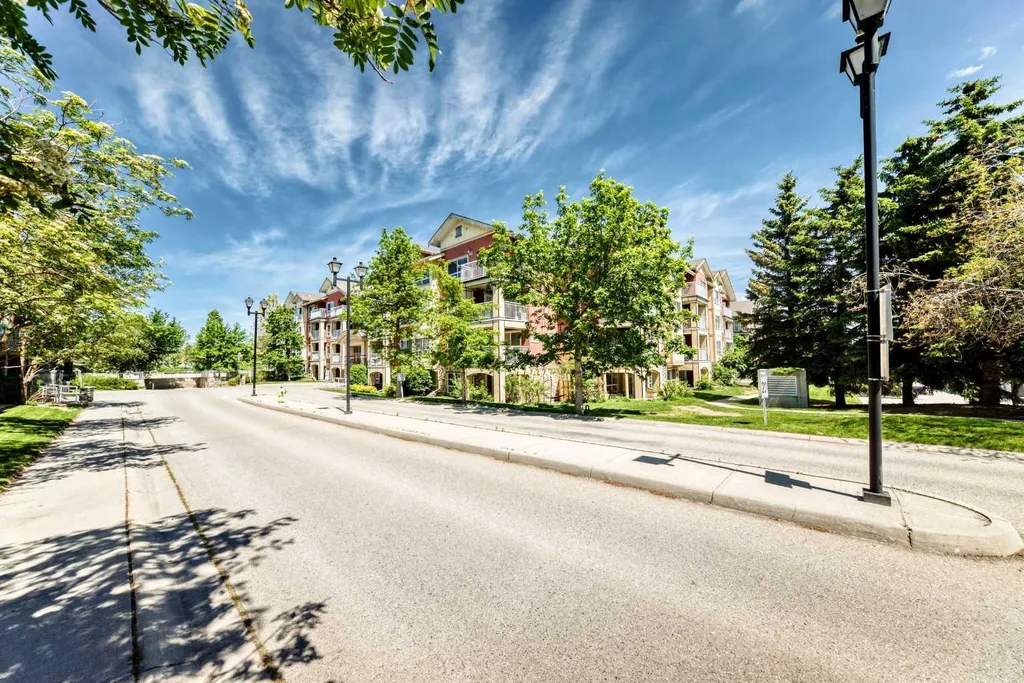 5115 Richard Road SW Calgary AB T3E 7M7