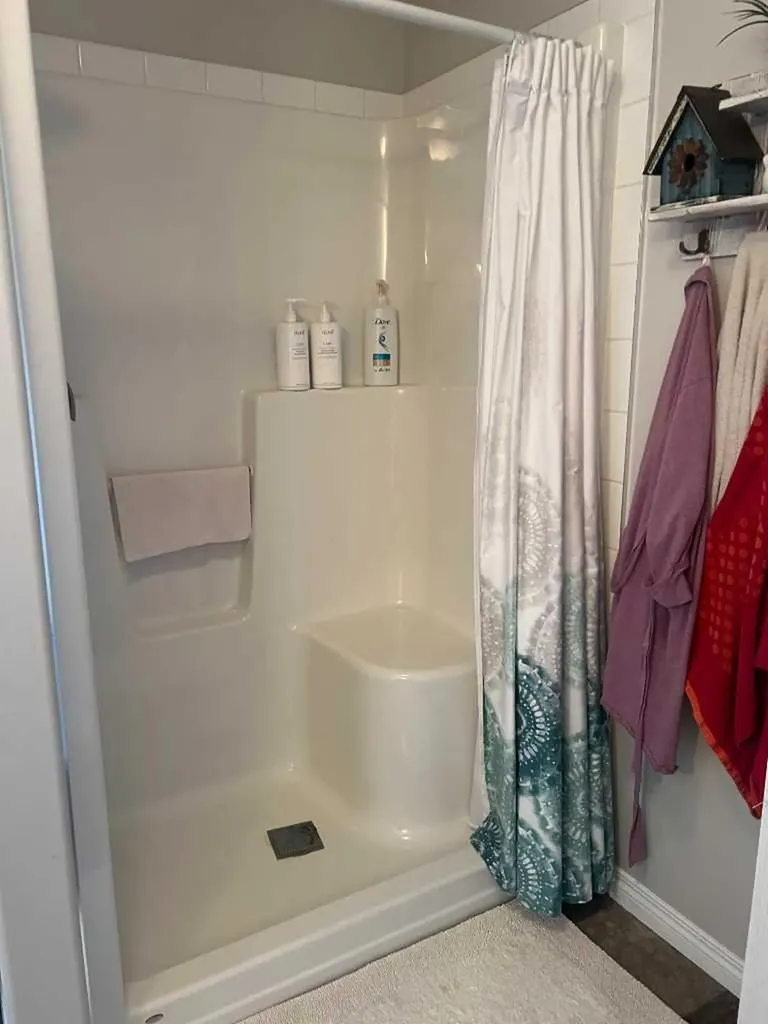 807 8a Avenue Fox Creek AB T0H 1P0