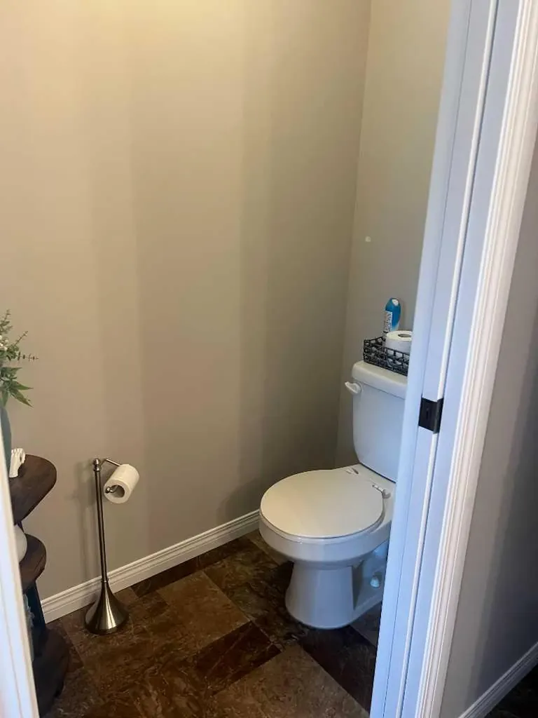 807 8a Street Fox Creek AB T0H 1P0