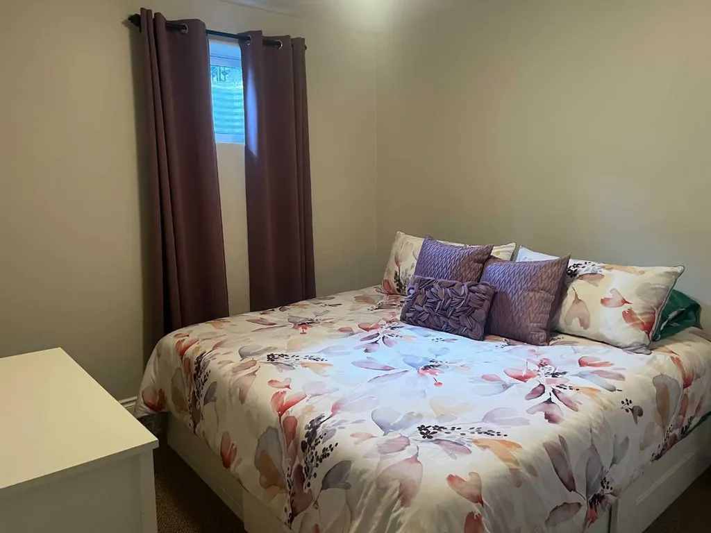 807 8a Street Fox Creek AB T0H 1P0