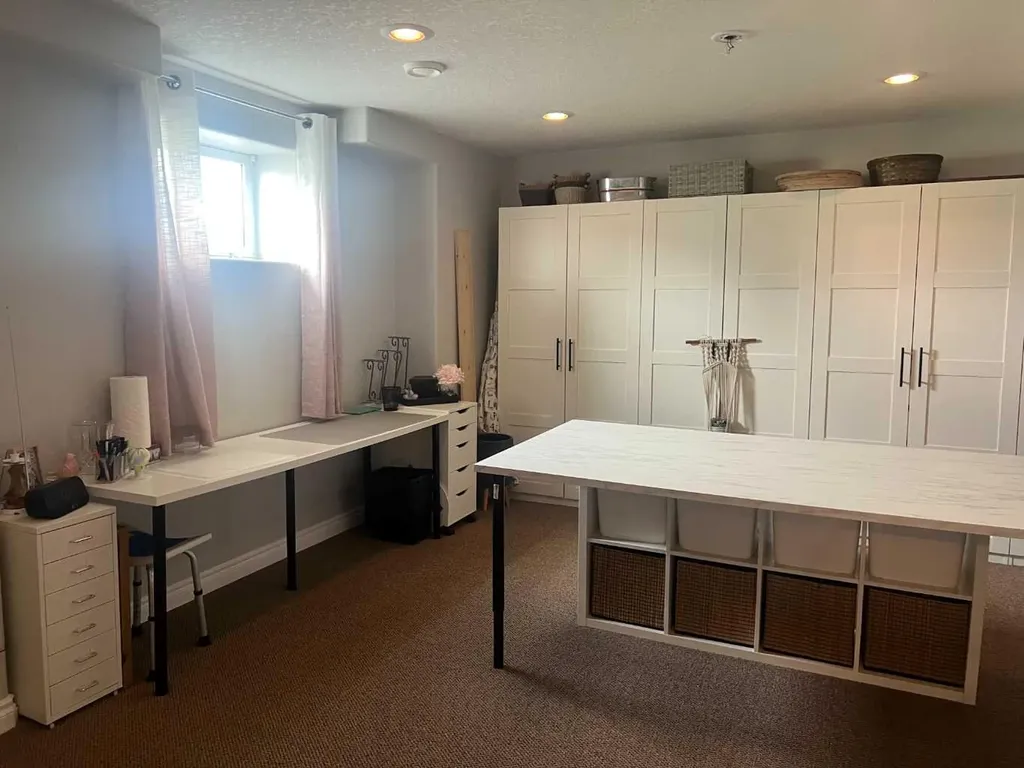 807 8a Street Fox Creek AB T0H 1P0