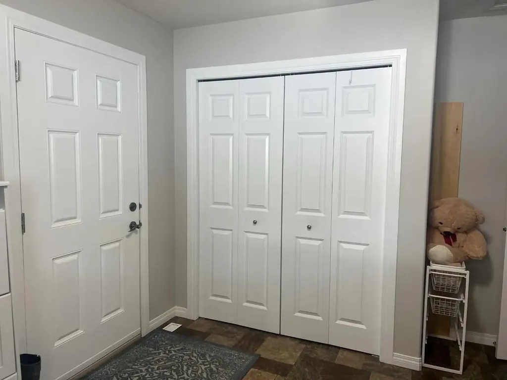 807 8a Street Fox Creek AB T0H 1P0
