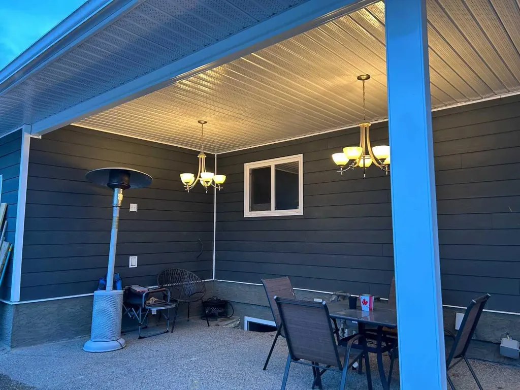 807 8a Avenue Fox Creek AB T0H 1P0