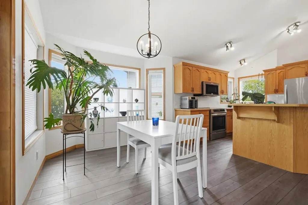 761 Sheep River Court Okotoks AB T1S1T8