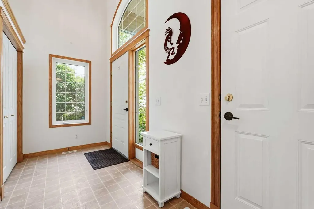 761 Sheep River Court Okotoks AB T1S1T8