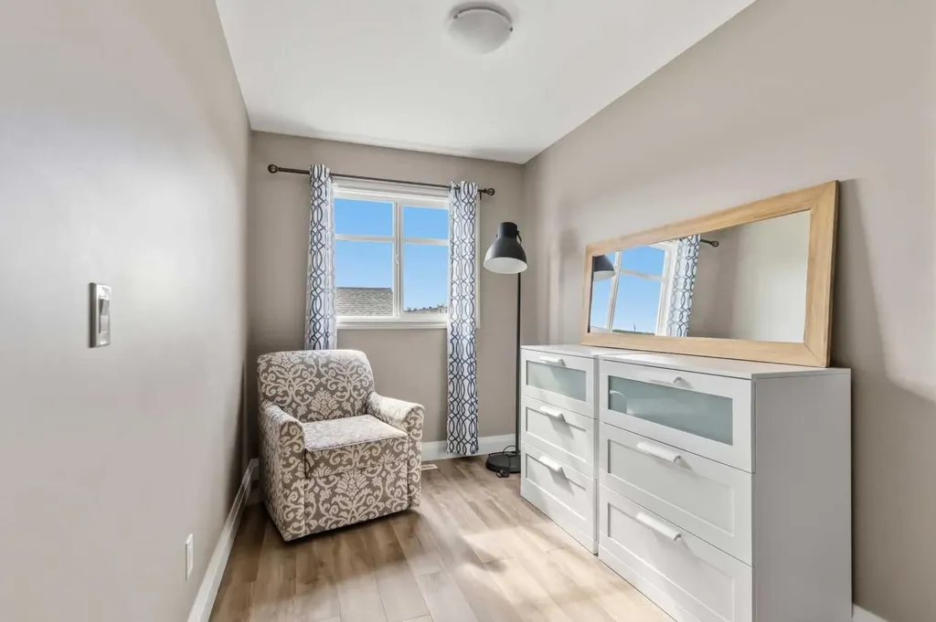 137 Fontaine Crescent Fort Mcmurray AB T9H 0C3