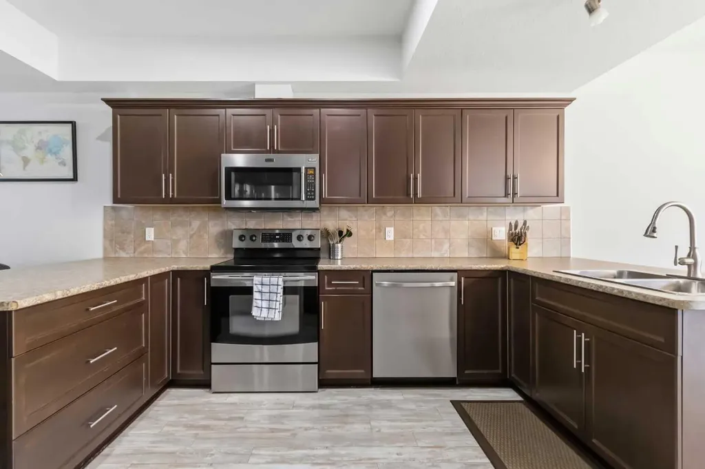 137 Fontaine Crescent Fort Mcmurray AB T9H 0C3