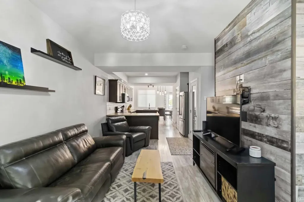 137 Fontaine Crescent Fort Mcmurray AB T9H 0C3