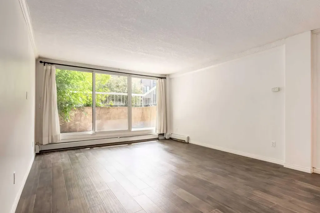 126 24 Avenue SW Calgary AB T2S 0J9