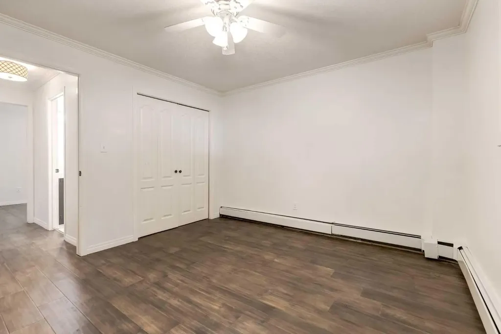 126 24 Avenue SW Calgary AB T2S 0J9