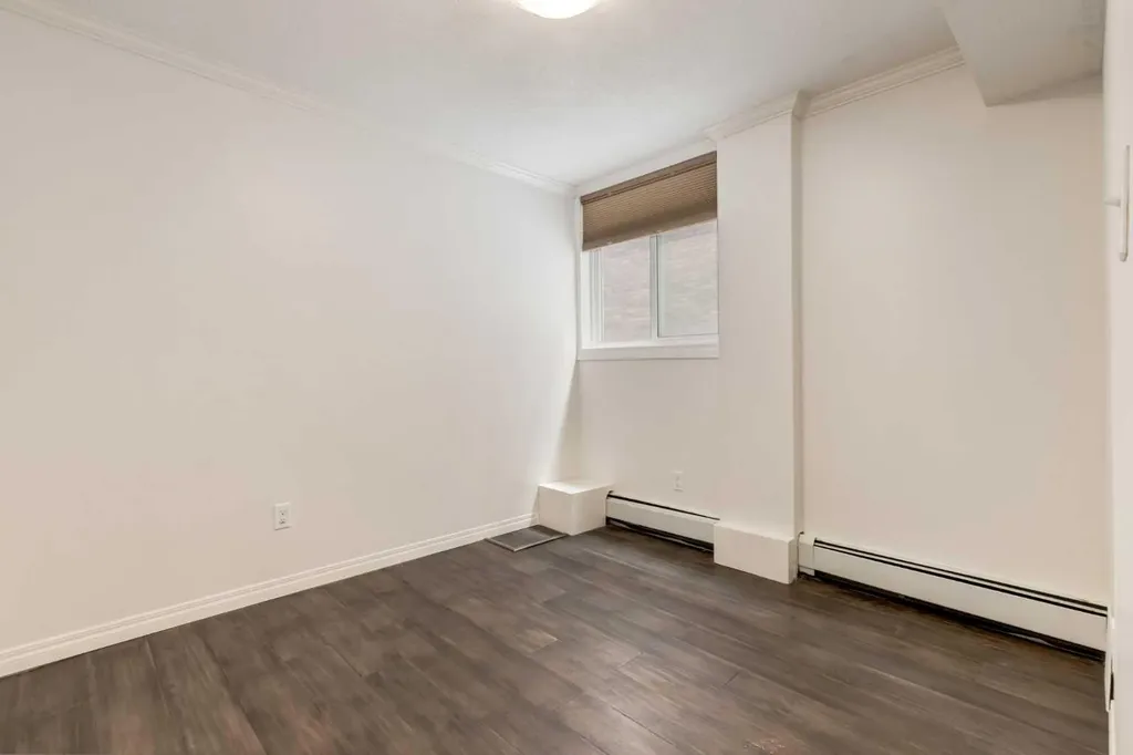 126 24 Avenue SW Calgary AB T2S 0J9