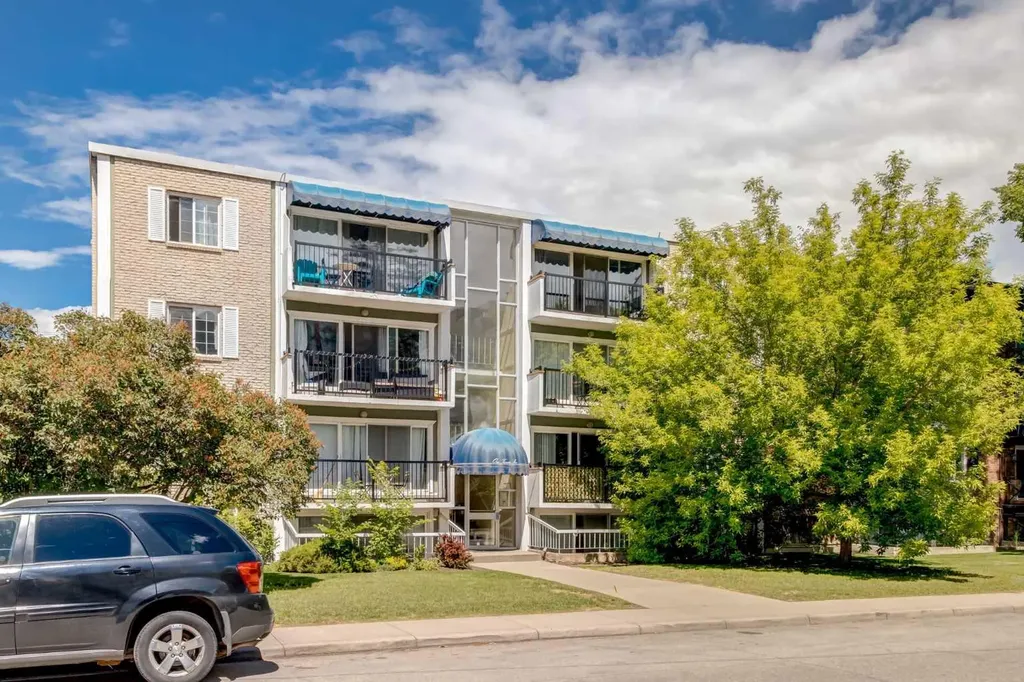 126 24 Avenue SW Calgary AB T2S 0J9
