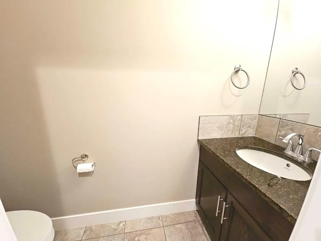 302 Sixmile Ridge S Lethbridge AB T1K 5W8